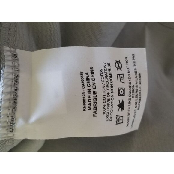 𝅺NIKE Swoosh 12‎ Month Logo T Shirt  Size: Large  Color: Platinum/Blue/Red - Picture 8 of 12